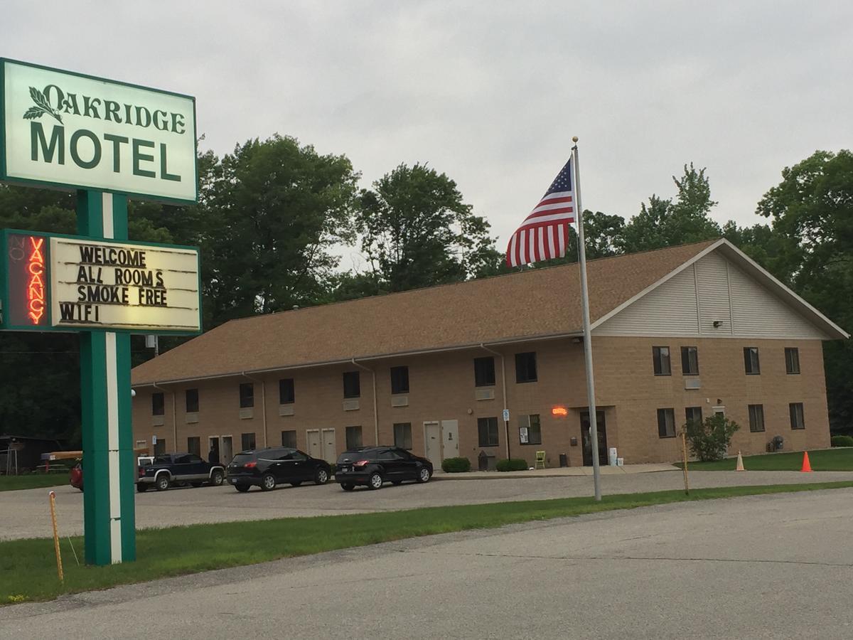 Oakridge Motel Newaygo Extérieur photo
